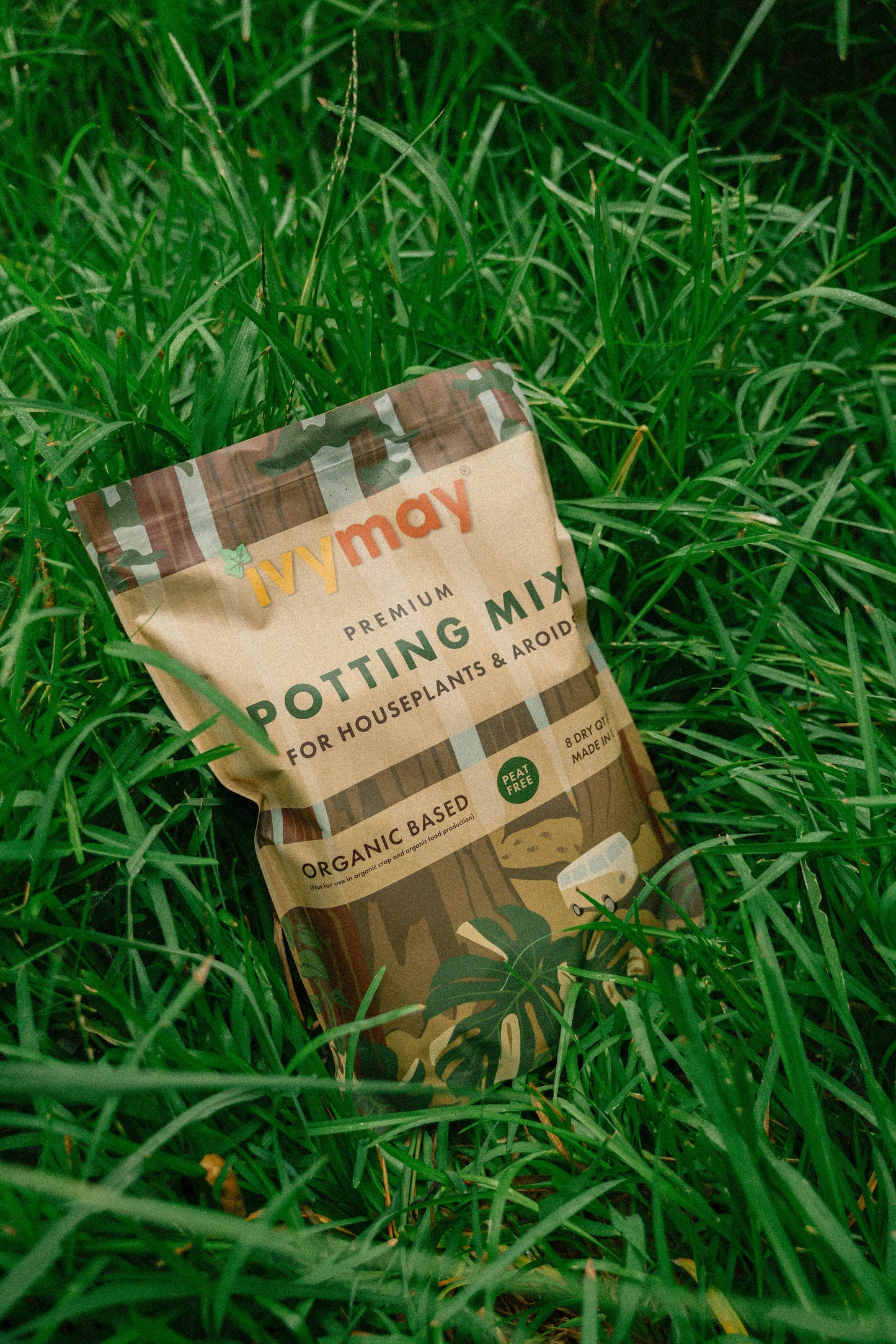 Premium Houseplant Potting Mix 8QT