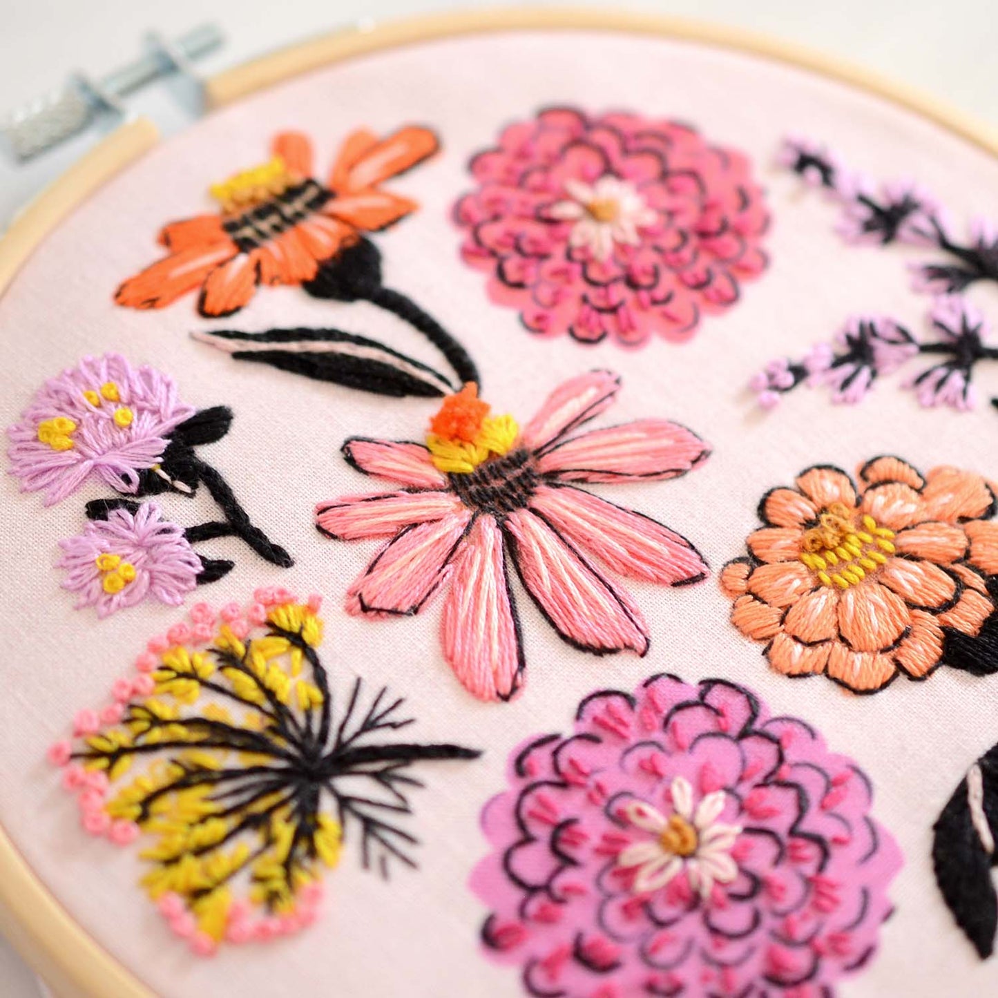Zinnia Flower Embroidery Kit