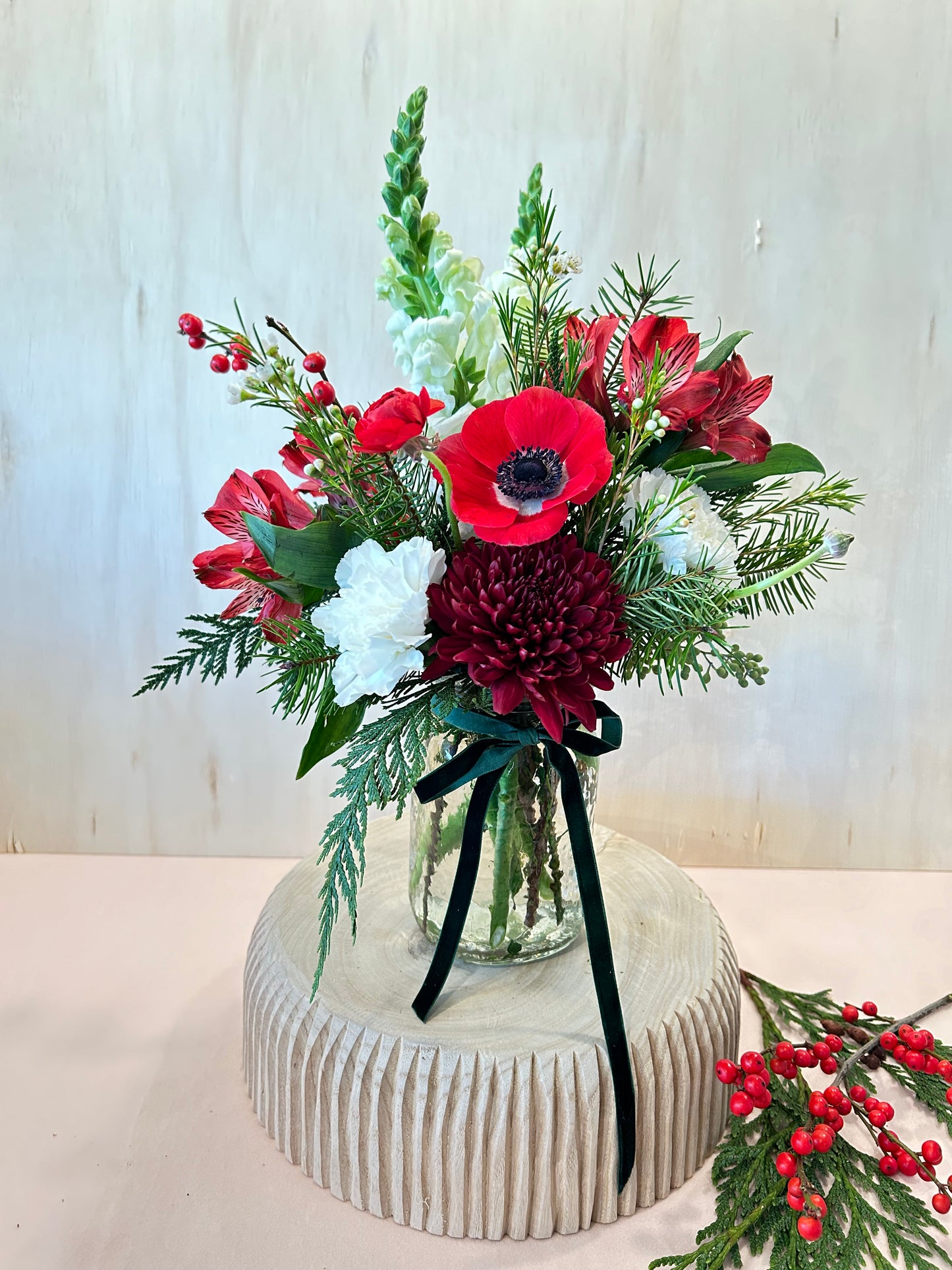 Holiday Cheer-Mixed Arrangement