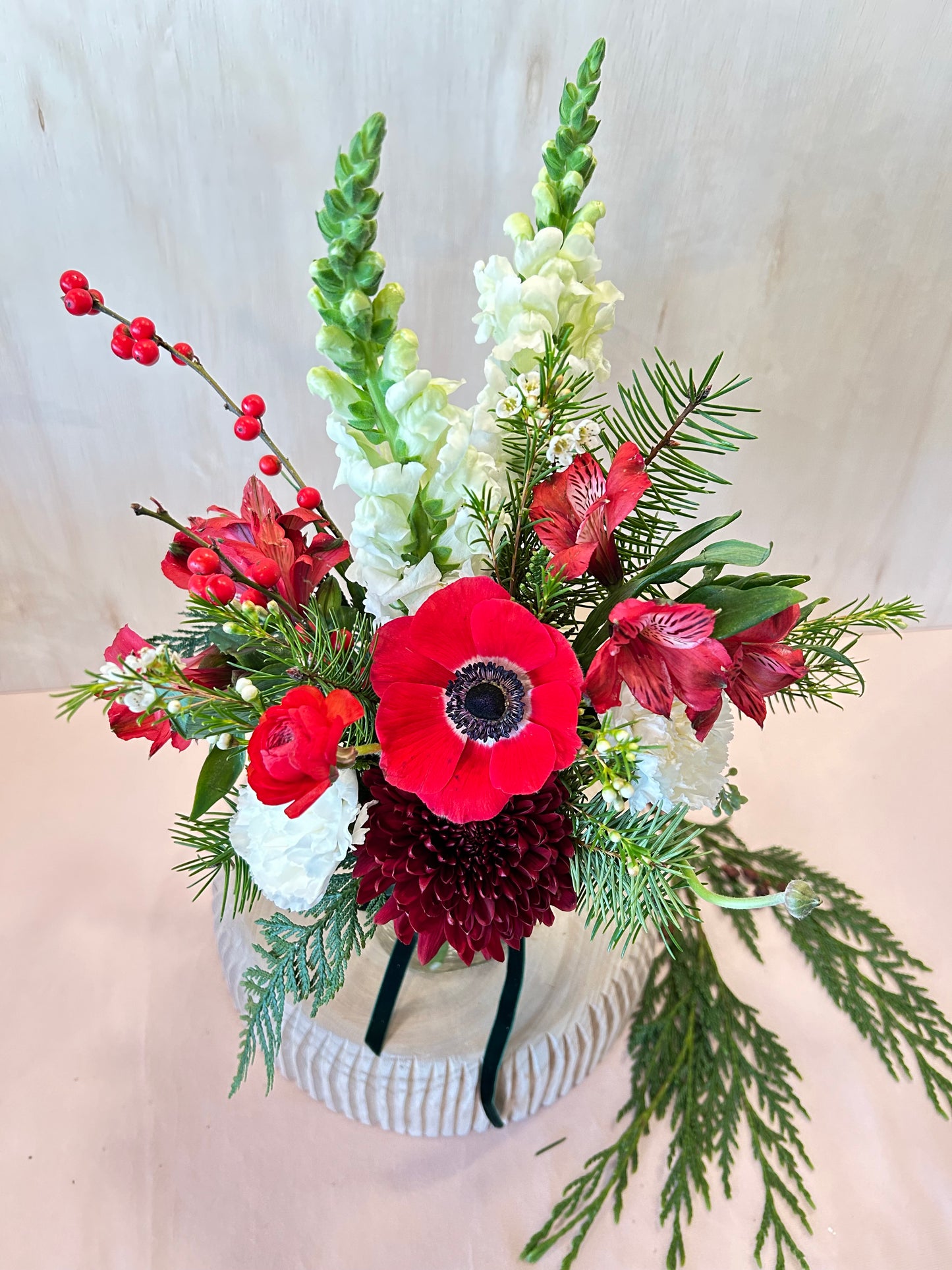 Holiday Cheer-Mixed Arrangement