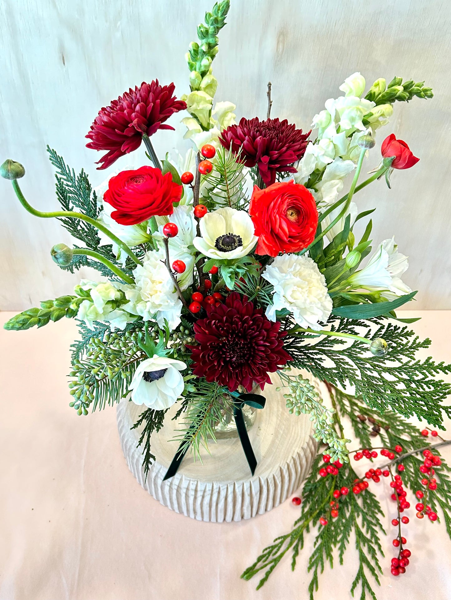 Holiday Cheer-Mixed Arrangement