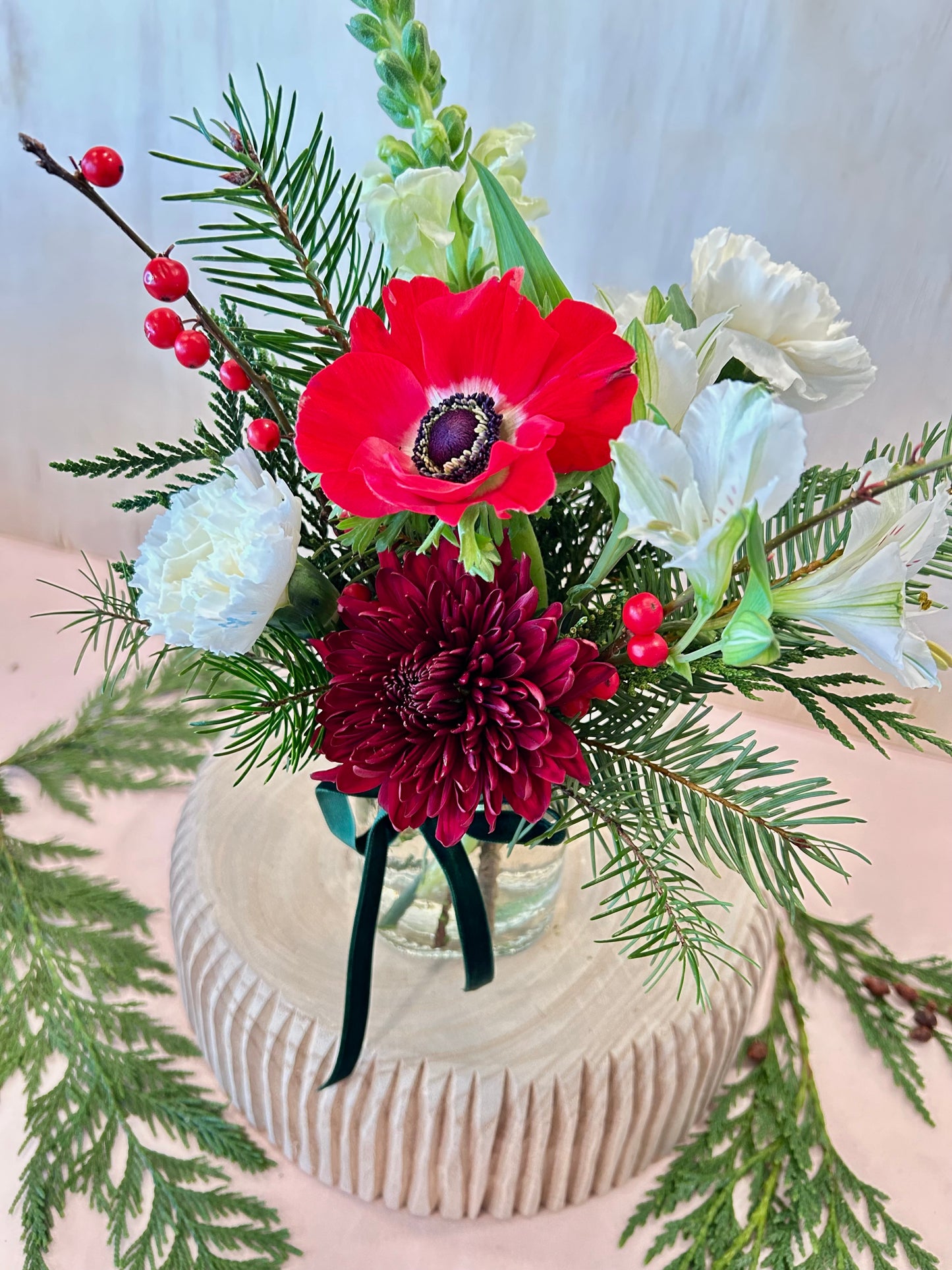 Holiday Cheer-Mixed Arrangement