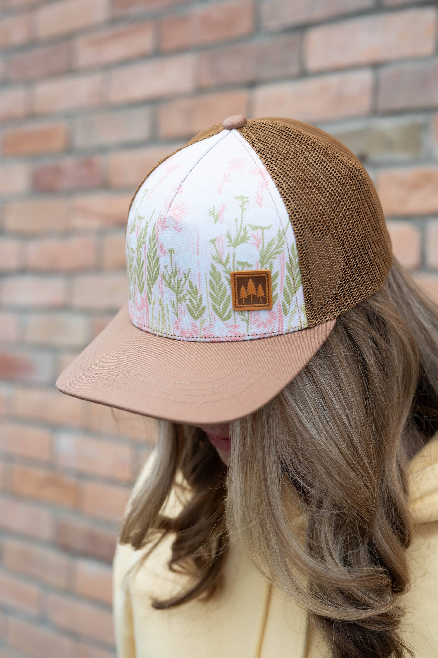 Wild Field Trucker Hat - Soft Brown